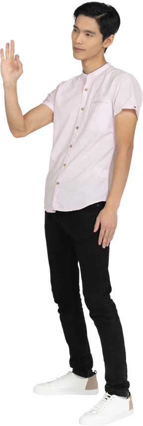 Man in casual clothes standing