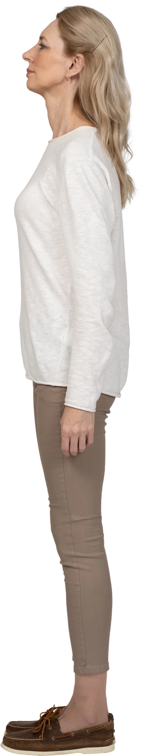 Woman in casual clothes standing