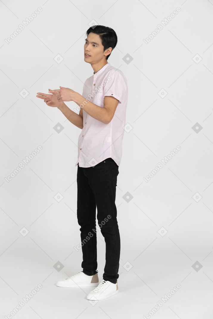 Man in casual clothes standing