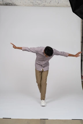 Man in casual clothes standing