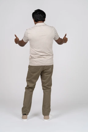 Man in casual clothes standing