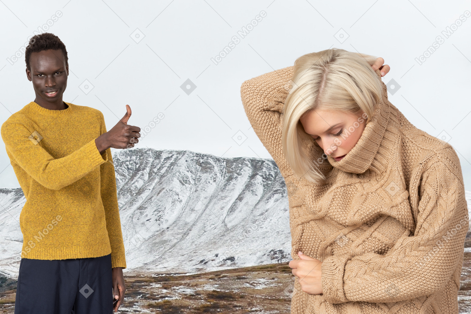 Mulher de suéter quente e homem mostrando os polegares para cima