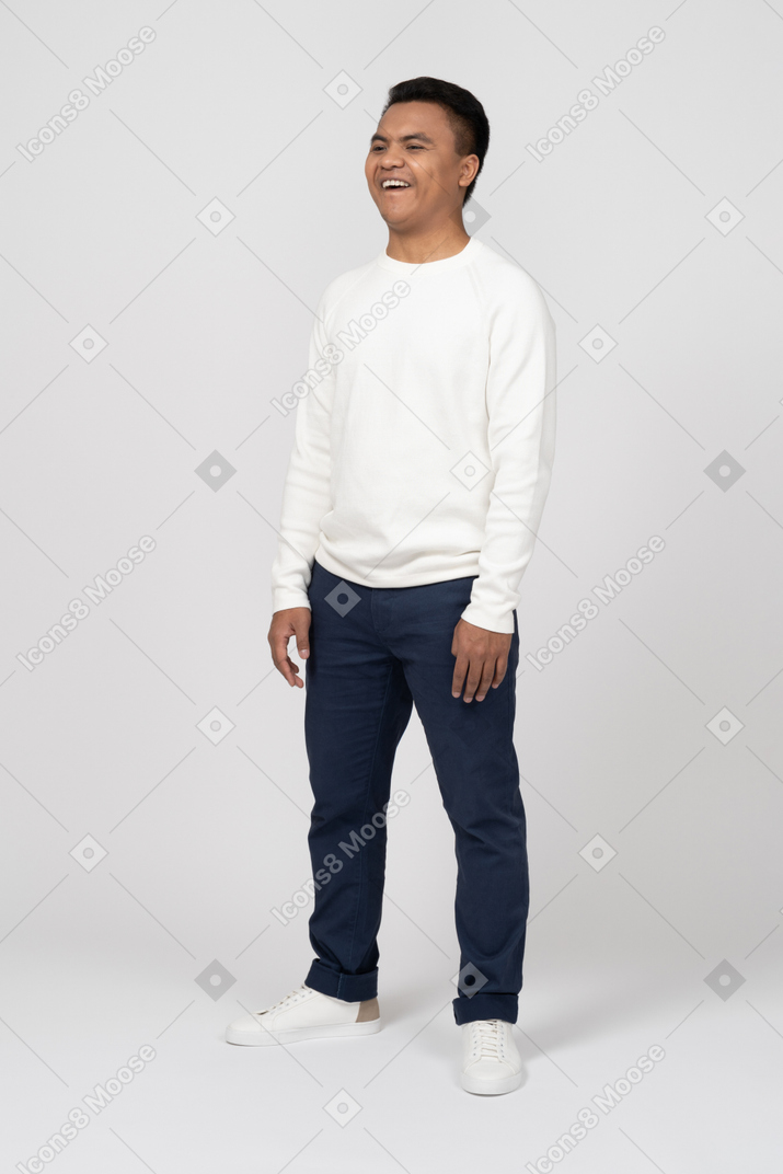 Man in casual clothes standing