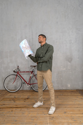 Man holding city map