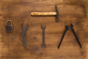 Outils de menuiserie