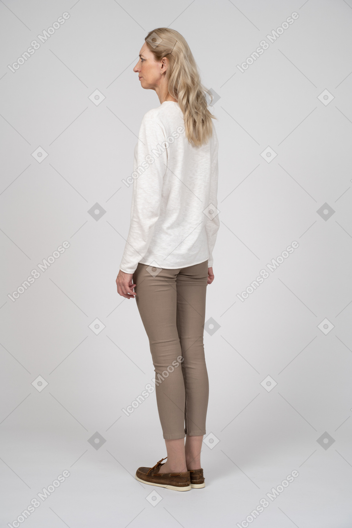 Woman in casual clothes standing