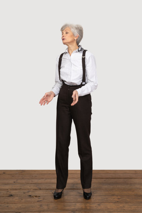 Woman in office clothes gesturing
