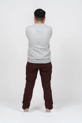 Man in casual clothes standing