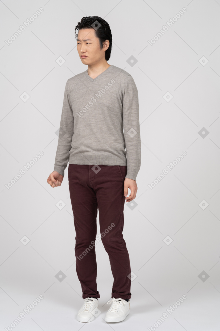 Man in casual clothes standing