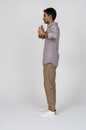 Man in casual clothes standing