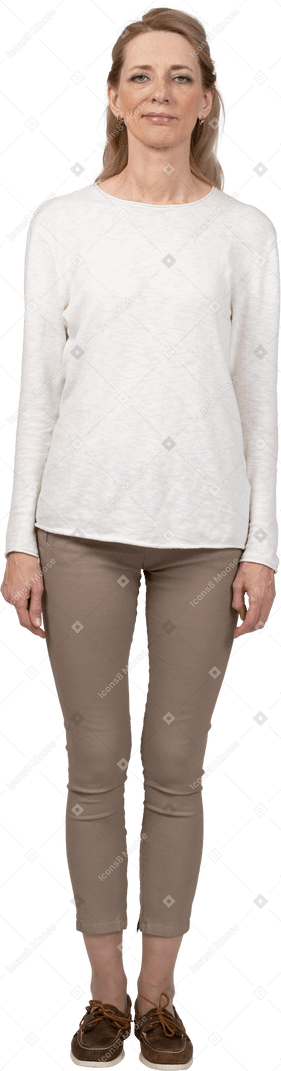 Woman in casual clothes standing