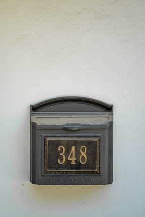 Mail box