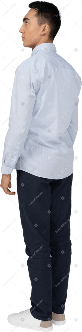 Man in casual clothes standing