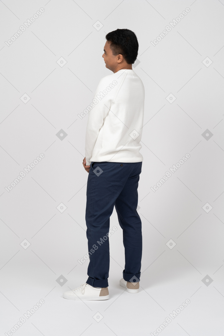 Man in casual clothes standing