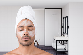 Silence, cleanliness, calmness and moisturizing mask - the perfect ending of the working day