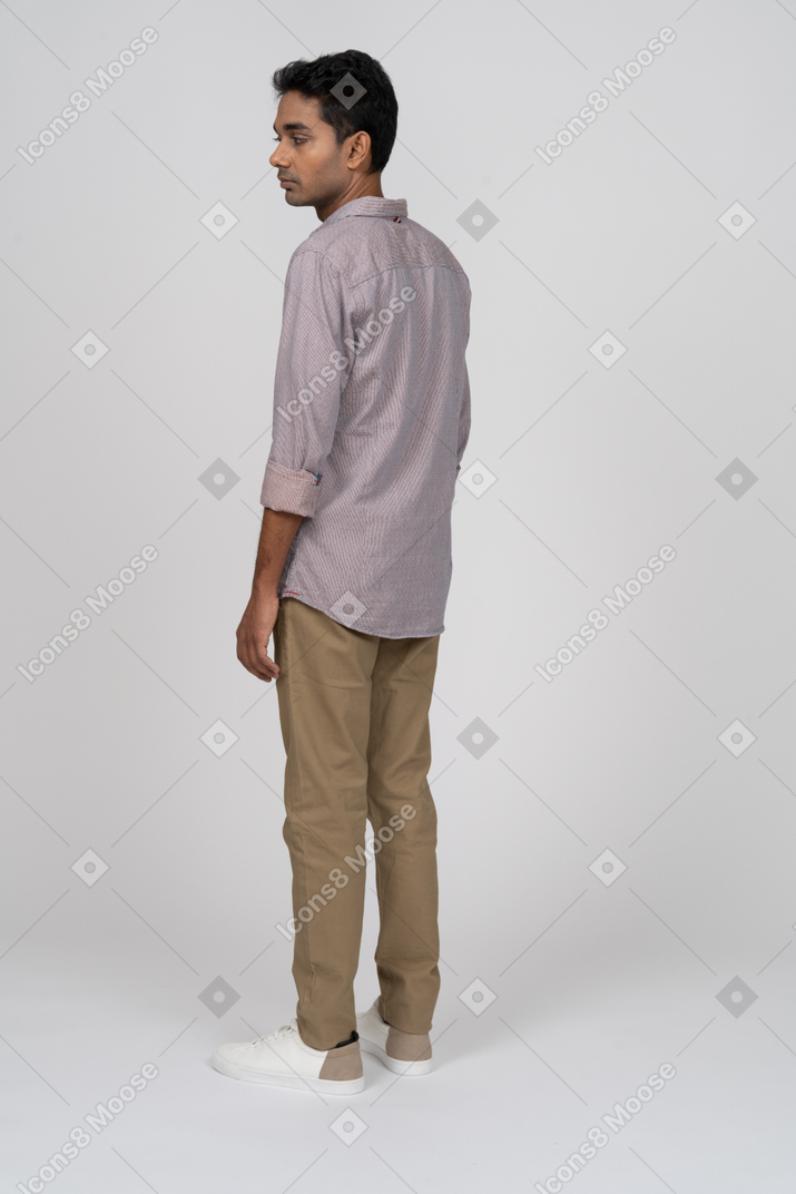 Man in casual clothes standing