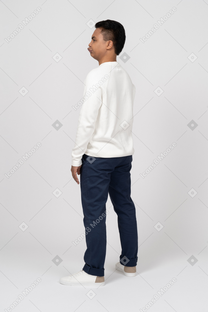 Man in casual clothes standing