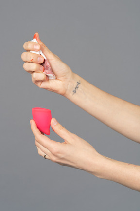 Comparing sanitary pad and menstrual cup