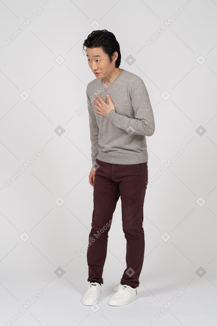 Man in casual clothes standing