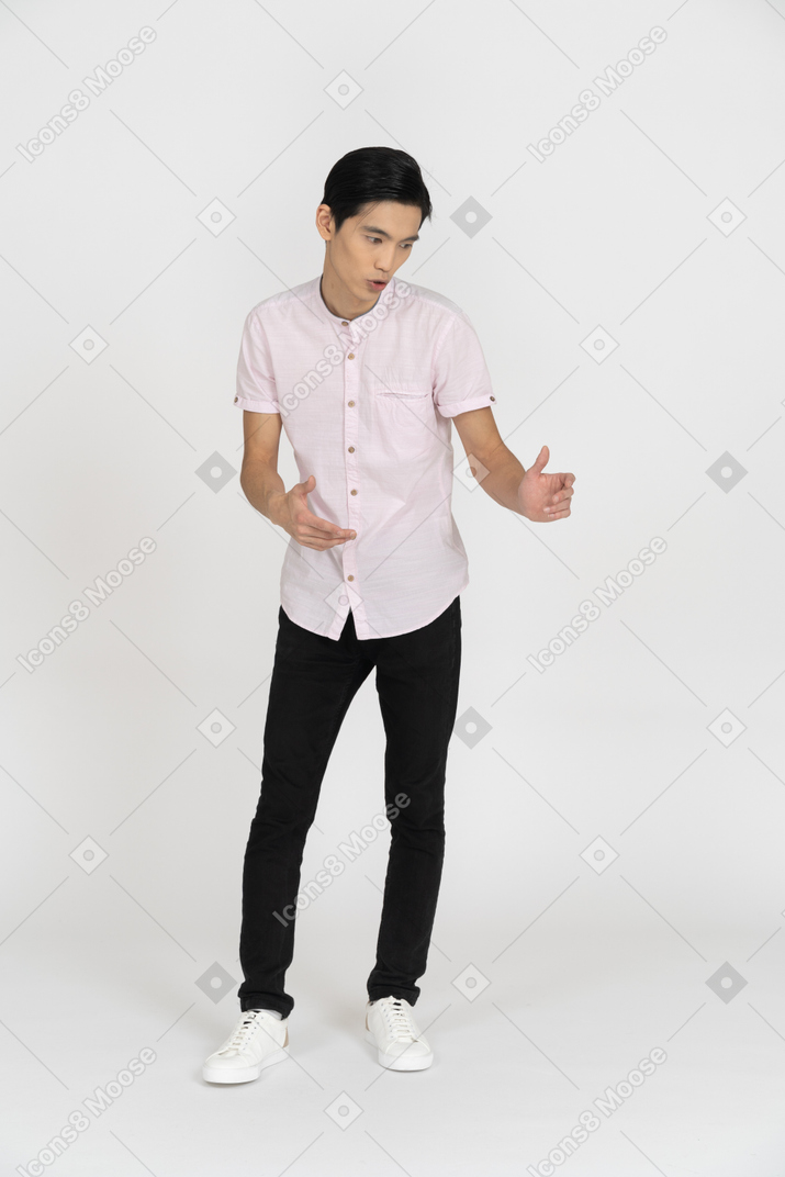 Man in casual clothes standing