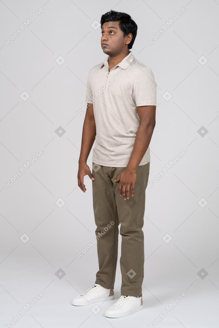 Man in casual clothes standing