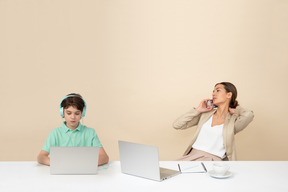 Essere 'lavorare da casa mamma' è divertente